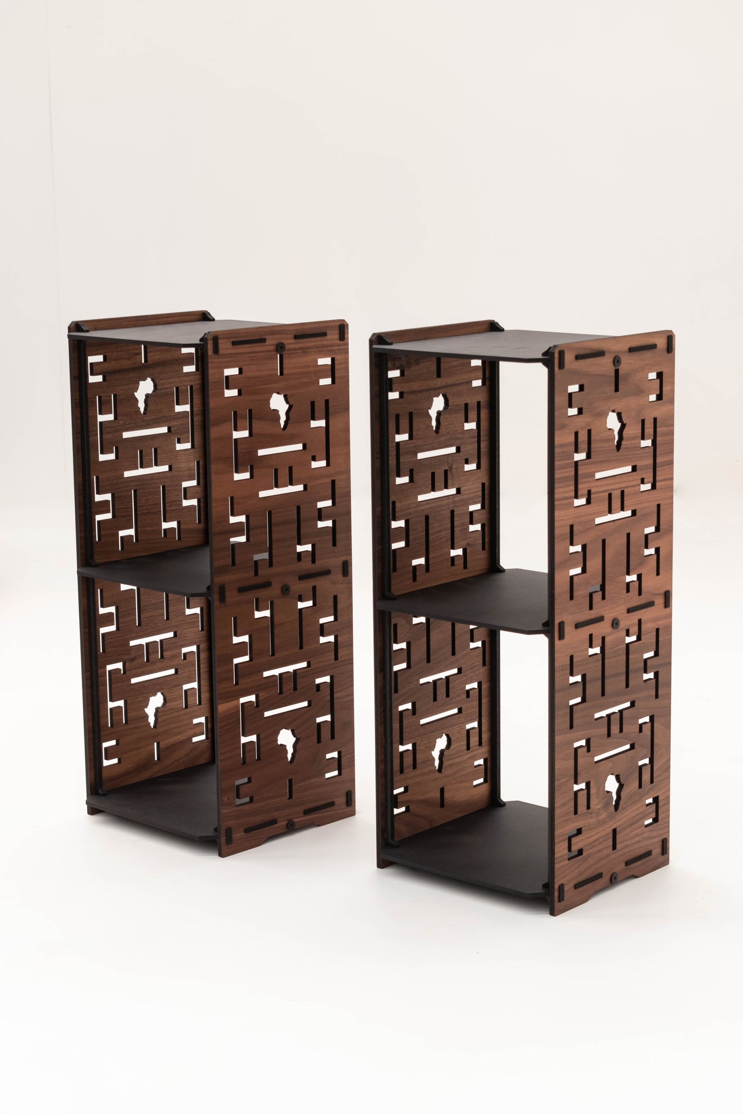 Maze Tower Side Table set